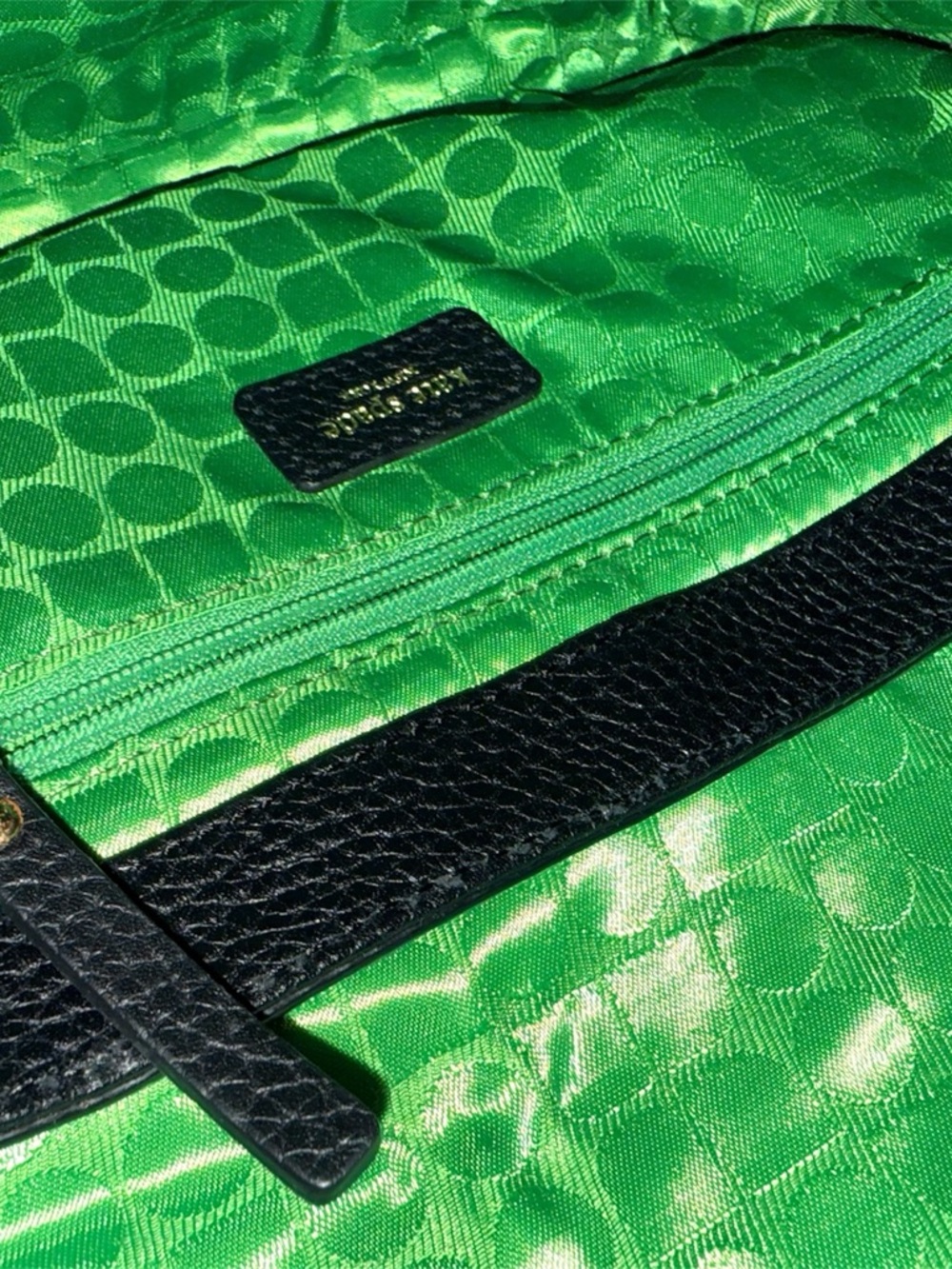 Kate Spade pebbled leather shoulder bag with white stitching and silver hardware - Picture 9 of 9